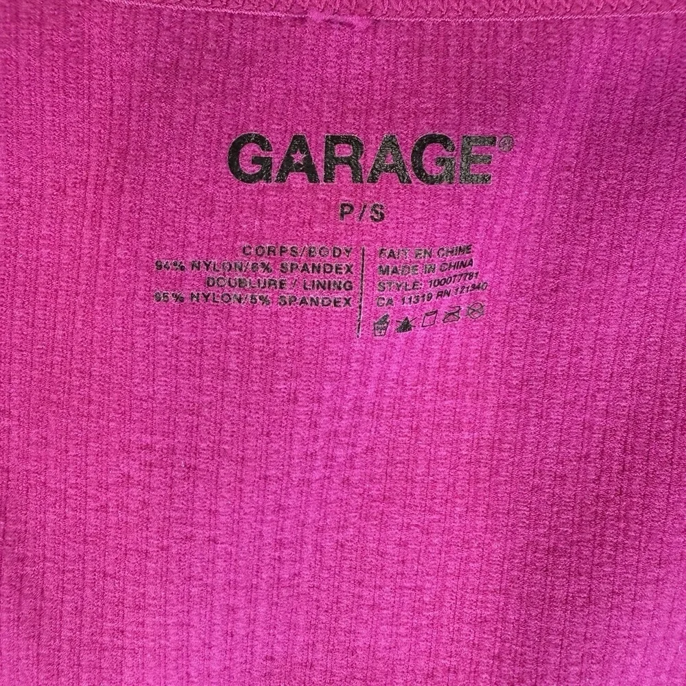 Garage Hot Pink Ribbed Long Sleeve Baby Tee Top Small Cropped Going Out Y2K Vibe - Picture 3 of 9
